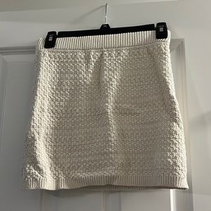 Knitted skirt
